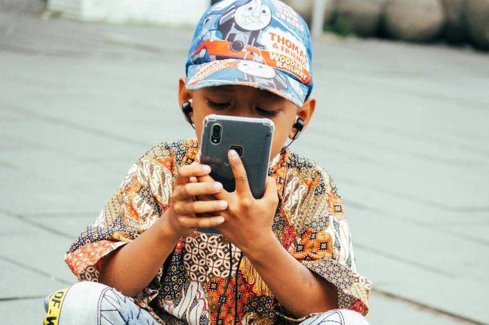 Pemerintah Larang Siswa SD-SMA Pakai AI untuk Tanya Jawaban Soal