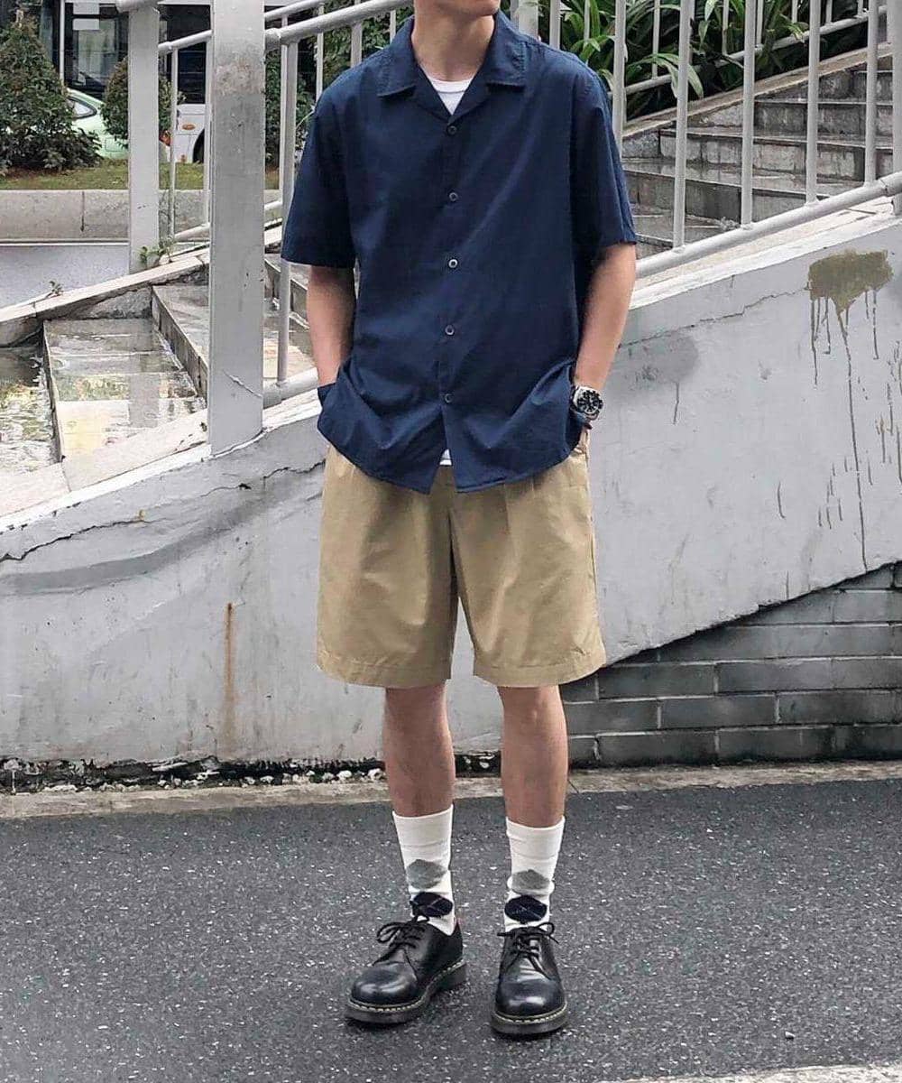 7 Outfit Cowok Biar Tetap Nyaman di Cuaca Panas