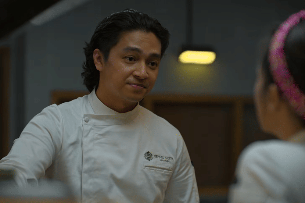 Deva Mahenra Belajar Teknik Memasak di Serial Luka, Makan, Cinta 