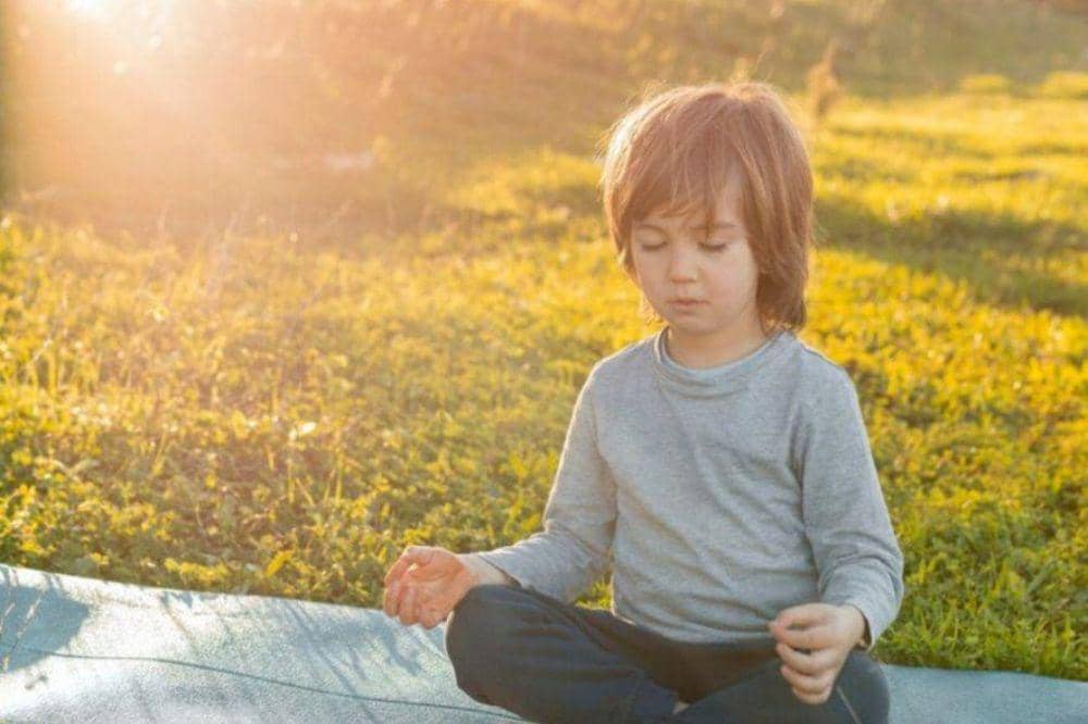 Anak meditasi