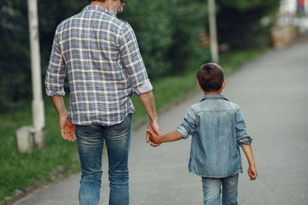 Ayah tiri dan korban 