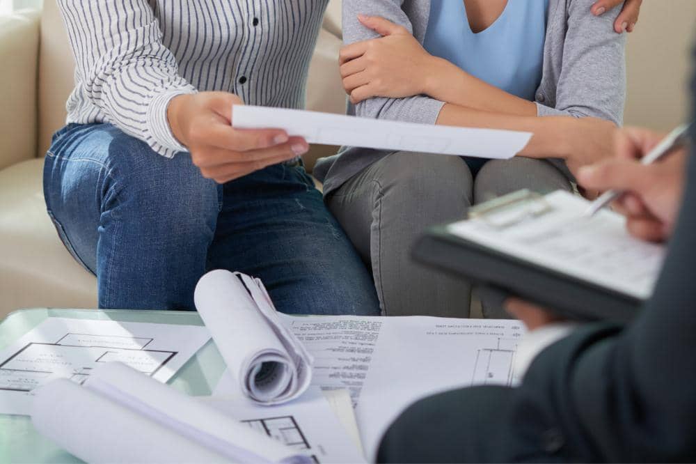 4 Perbedaan Asuransi Jiwa dan Asuransi Kesehatan untuk Proteksi_20260402_133734_0001.jpg