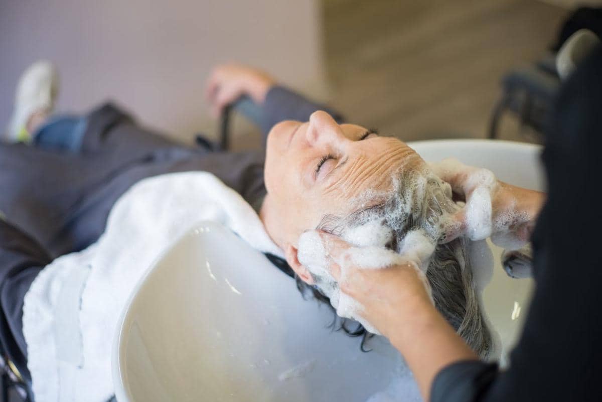 Cara Merawat Rambut Kusut saat Hamil