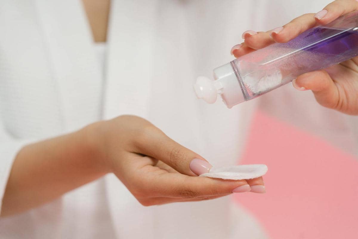 Eye makeup remover bisa diganti cleansing oil