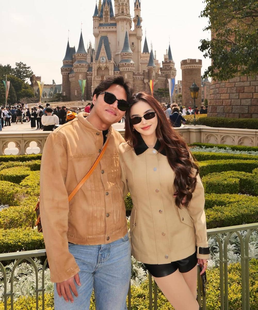 Gaya Mahalini dan Rizky Febian Liburan ke Jepang 1.jpg