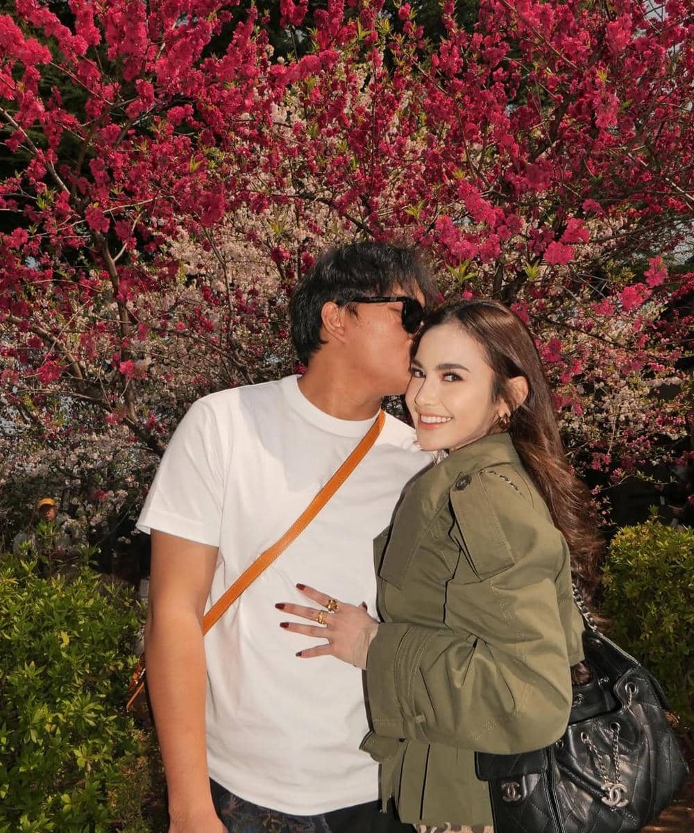 Gaya Mahalini dan Rizky Febian Liburan ke Jepang 4.jpg