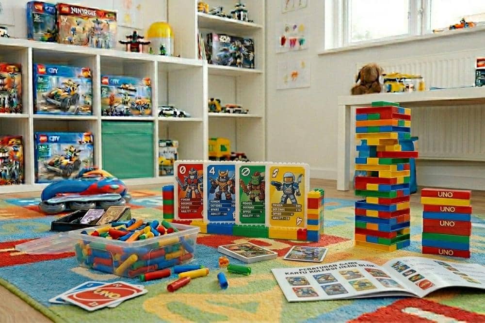 Kartu koleksi karakter