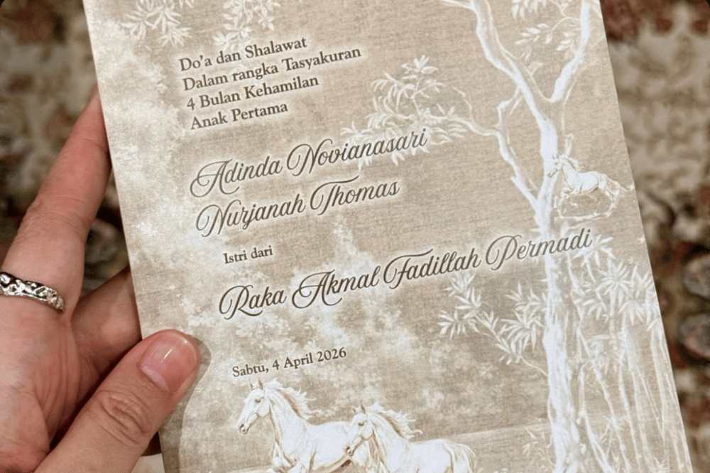 Momen Gender Reveal Adinda Thomas 5.png