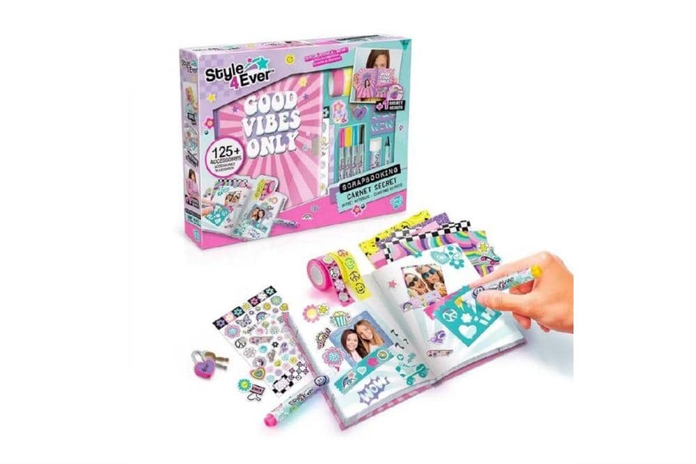 Stiker dan scrapbook