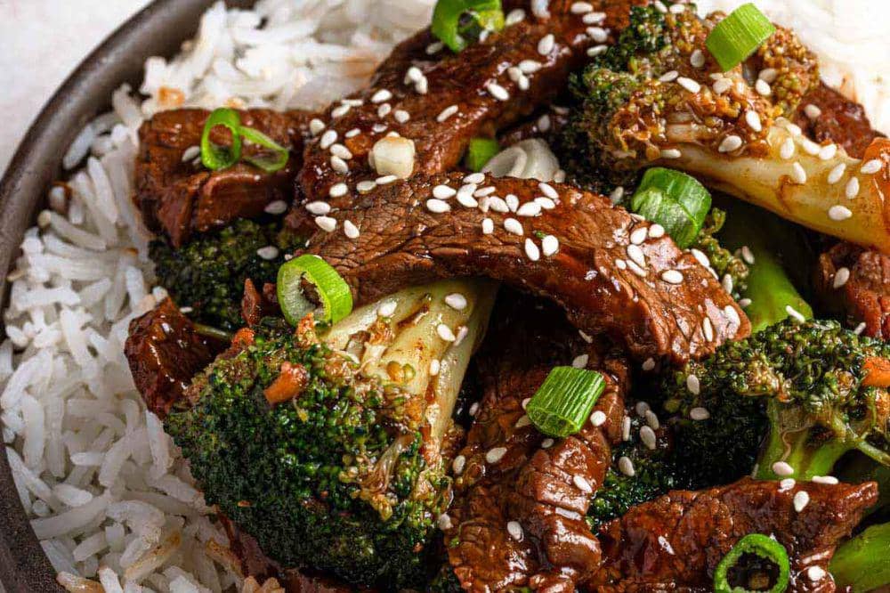 Resep Beef Brokoli Rice Cooker, Menu Sehat yang Gampang Dibuatnya