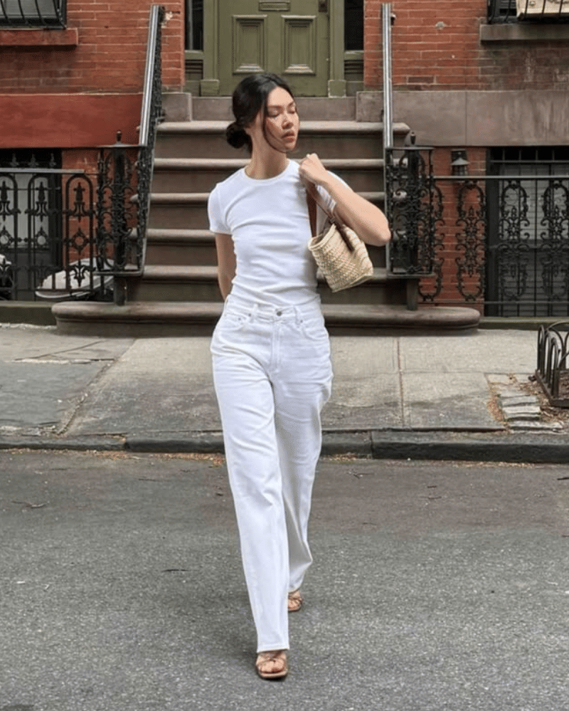 white tshirt (6).png