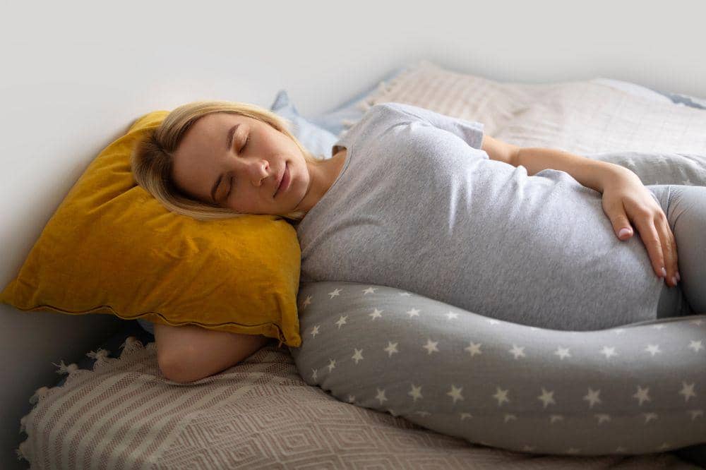 8 Cara Menghilangkan Kantung Mata saat Hamil