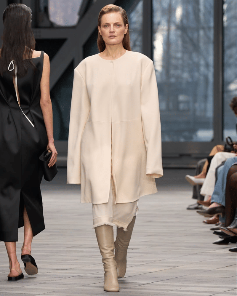 fashion runway (4).png