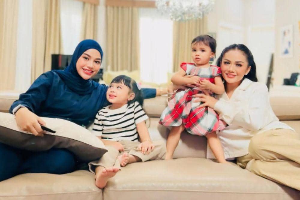 Kris Dayanti Dukung Aurel dan Atta Promil Anak Ketiga