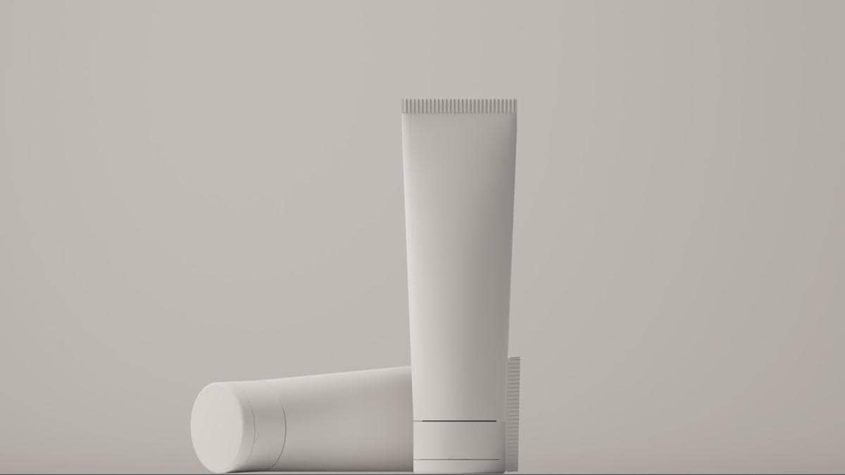 Usia Berapa Bayi Boleh Pakai Sunscreen? Ini Penjelasannya