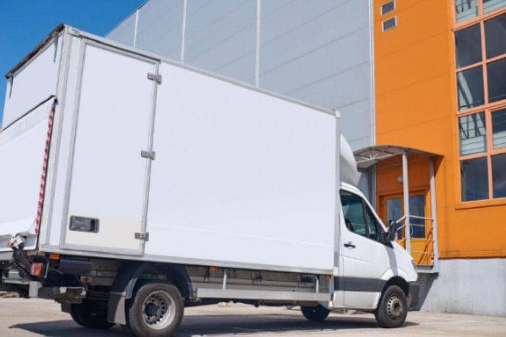 Keji! Ayah Sekap Anak 9 Tahun Selama 1,5 Tahun di dalam Mobil Boks