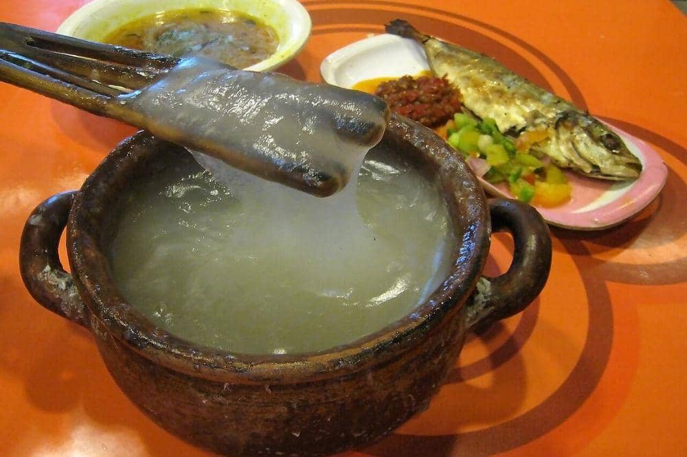 Makanan khas Papua 2.jpg