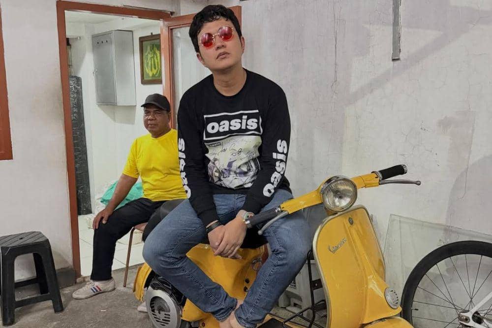 8 Potret Jadul Aldi Taher, Sempat Gondrong 6.jpg