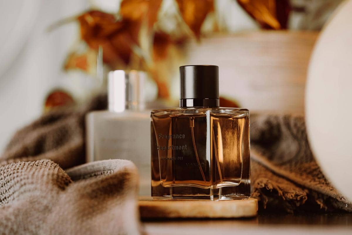 7 Rekomendasi Parfum Wangi ala Timur Tengah, Ada Brand Lokal!
