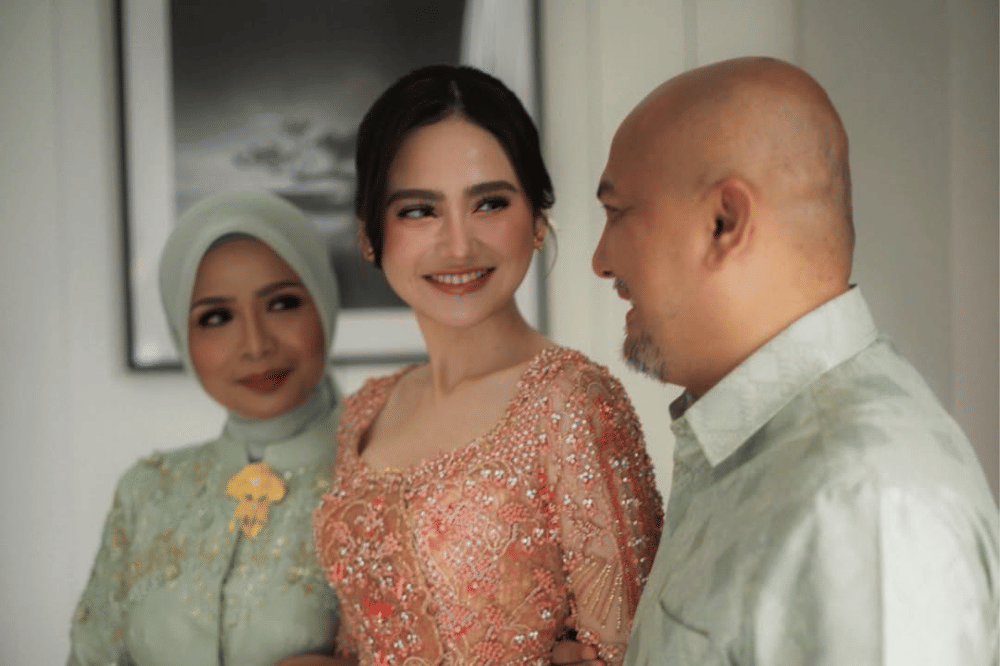 Jelang Menikah, Ibunda Syifa Hadju Titipkan Putrinya ke El Rumi