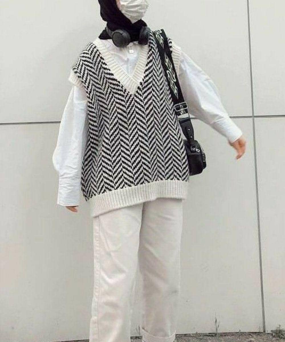 7 Rekomendasi Vest Rajut untuk Buat Gaya Mama Lebih Menarik 5.jpg