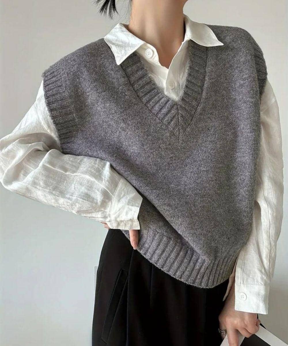 7 Rekomendasi Vest Rajut untuk Buat Gaya Mama Lebih Menarik 2.jpg