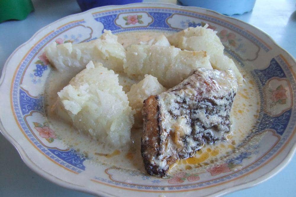 Makanan khas Kalimantan 2.jpg