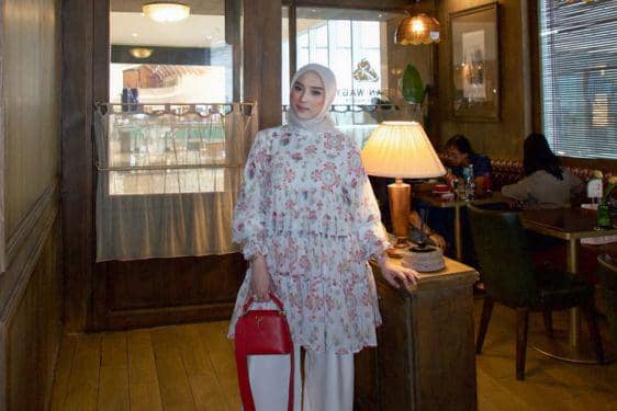 Profil dan Biodata Dinan Fajrina, Ramai Disorot Publik