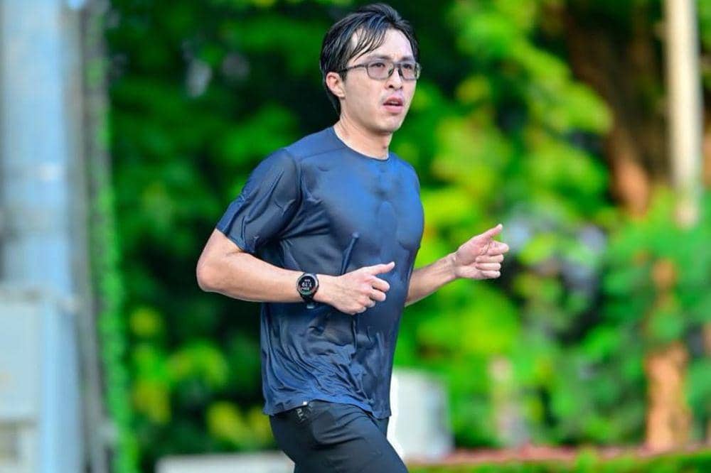 Profil dan Biodata dr. Tirta, Dokter Nyentrik yang Inspiratif