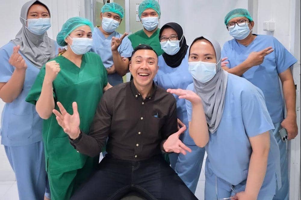 Profil dan Biodata dr. Gia Pratama, Lengkap Perjalanan Kariernya