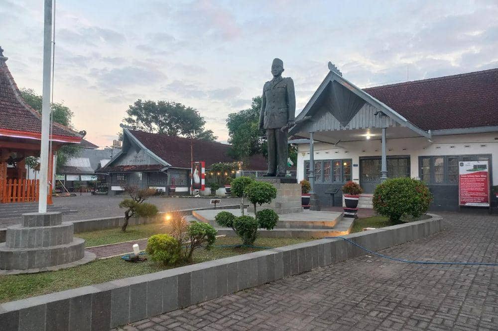 Tempat Wisata di Blitar 3.jpg