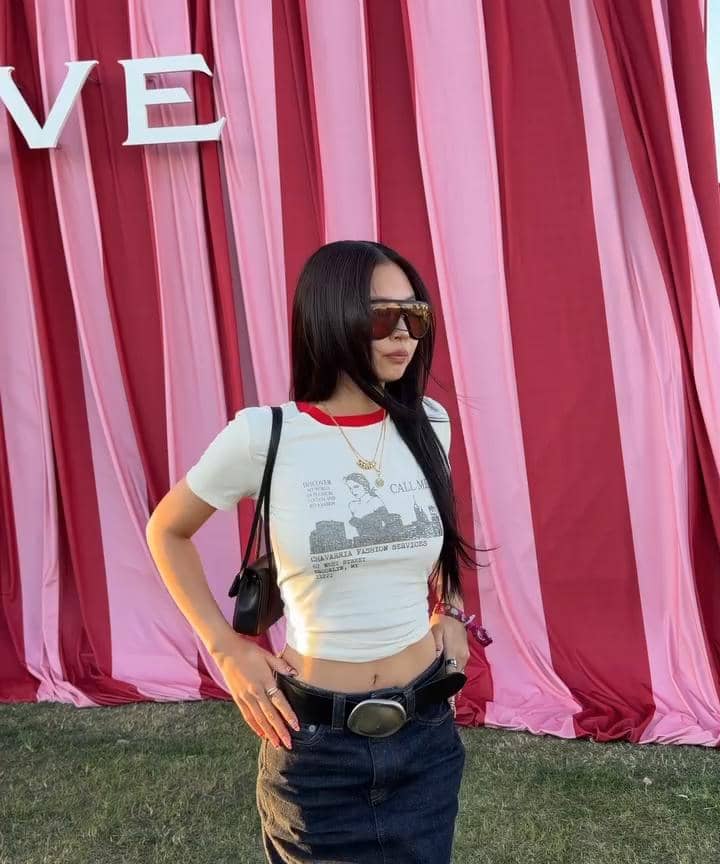 Jennie Coachella 2026 1.jpg