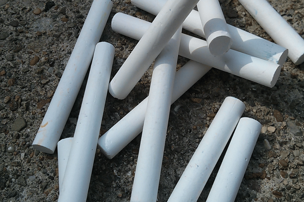 Beberapa batang kapur 