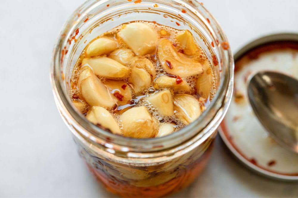 Resep Obat Flu Alami dari Fermentasi Bawang Putih dan Madu