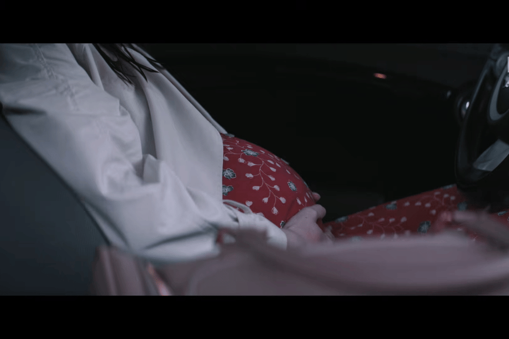 5 Alasan Film Ini Bikin Ibu Hamil Makin Waswas Soal Banjir