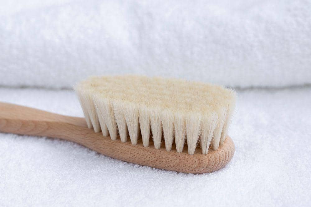 8 Cara Membersihkan Slime di Lantai