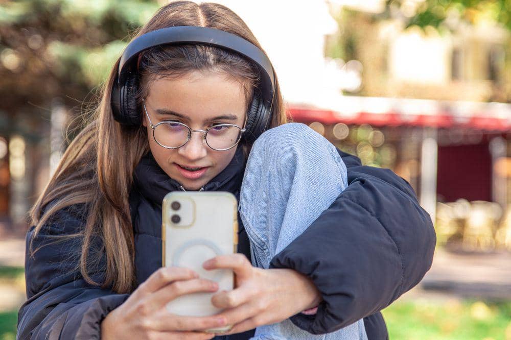 Pembatasan Media Sosial Anak di Bawah 16 Tahun, Ini Penjelasan Dokter