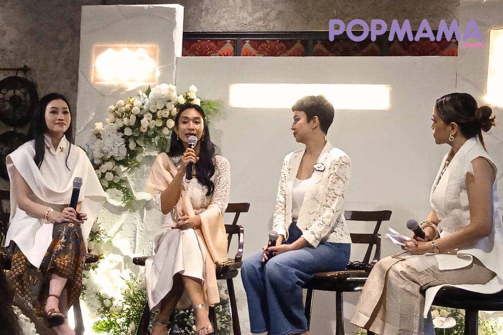 Masuk Pre-Menopause, Intip Cara Happy Salma Tetap Bahagia! 4jpg