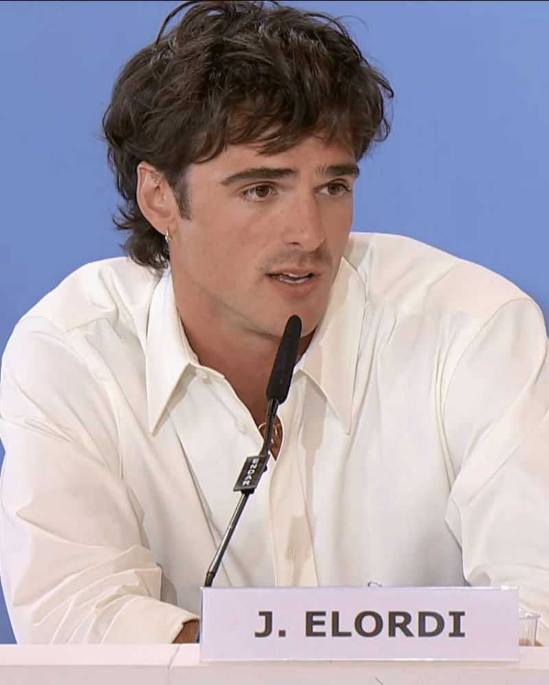 gaya rambut trending (1).png