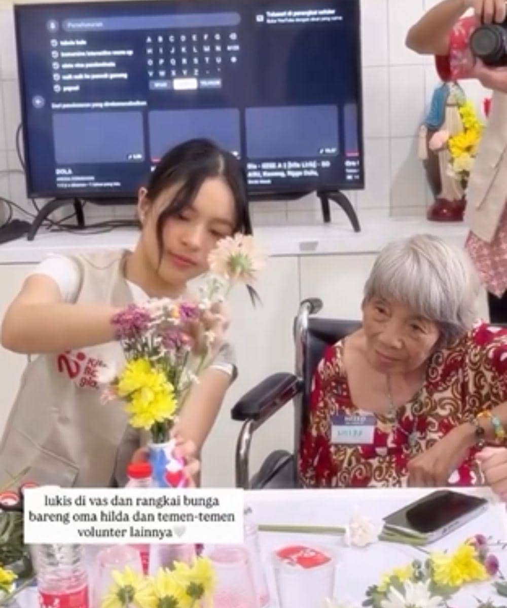 eca aura ke panti jompo di hari kartini