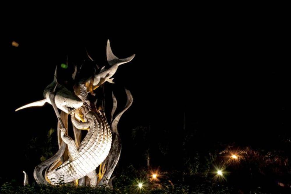 10 Tempat Wisata Malam Surabaya yang Tidak Boleh Dilewatkan