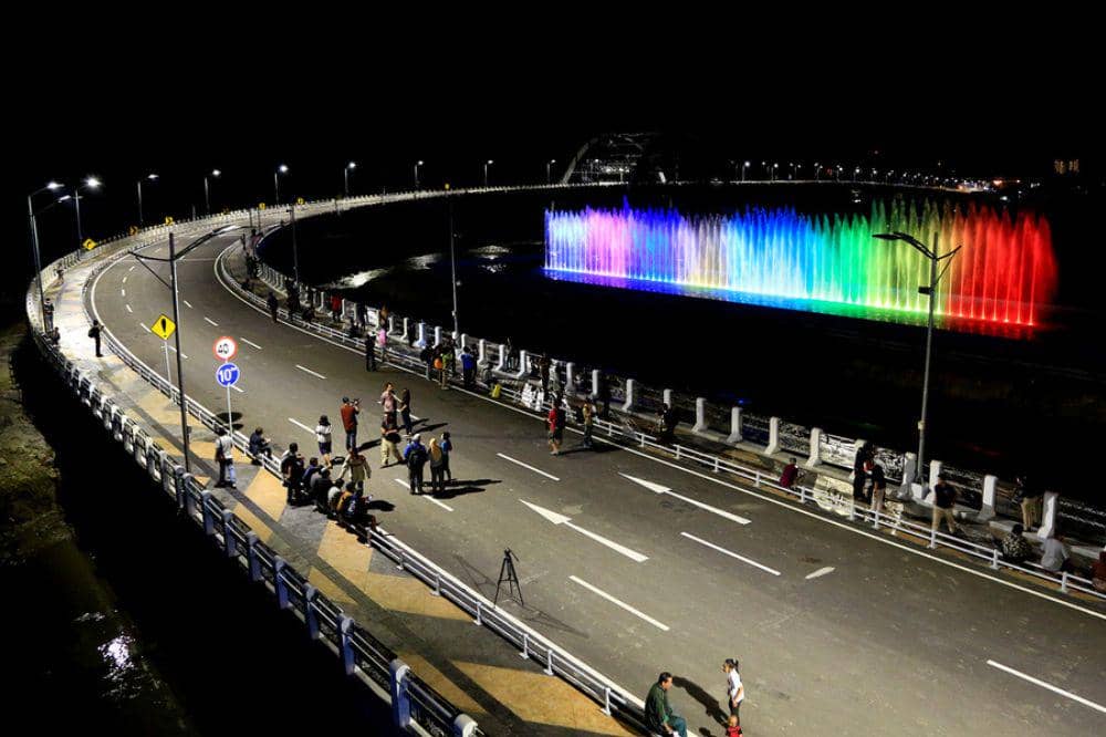 Wisata Malam Surabaya 9.jpg