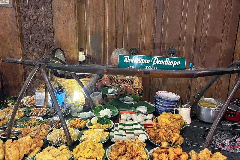 Wisata Malam Solo 11.jpg