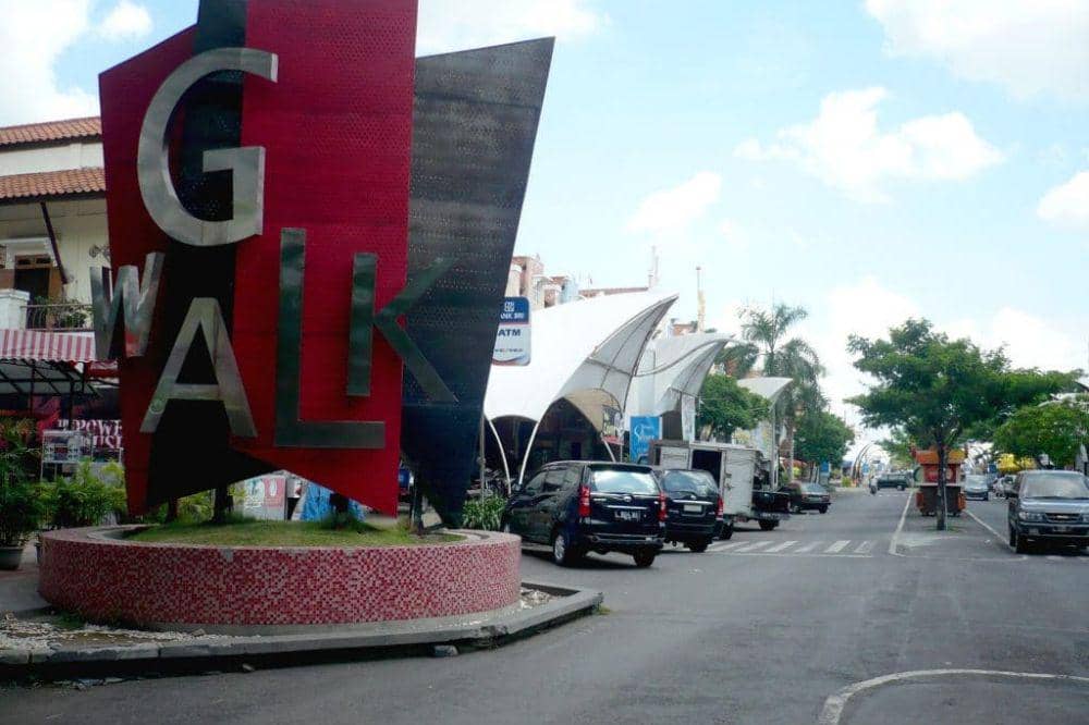 Wisata Malam Surabaya 10.jpg
