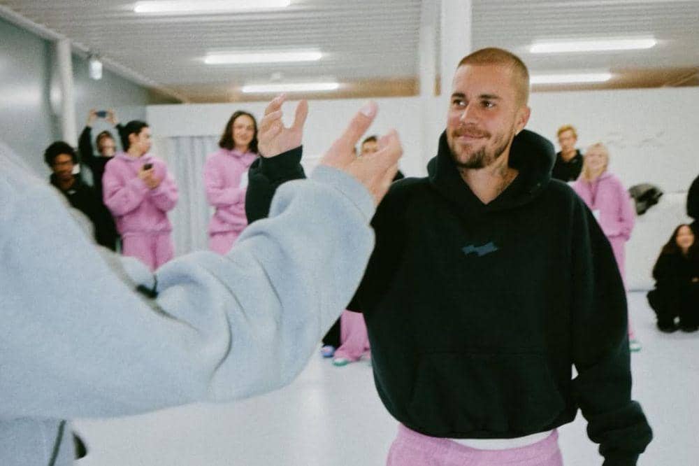 Kenapa Justin Bieber Menjual Lagunya 5.jpg