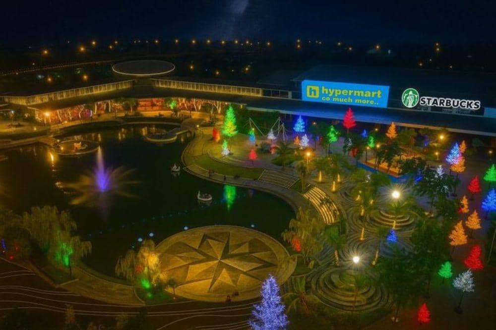 Wisata Malam Surabaya 5.jpg