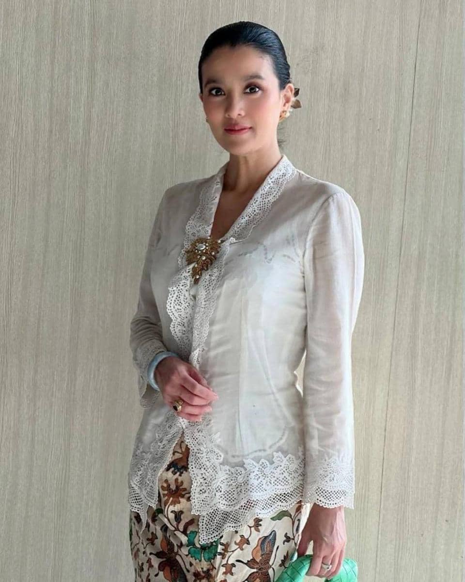 instagram.com/marcella.zalianty