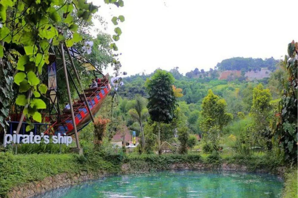 Wisata Malam Bandung 11.jpg