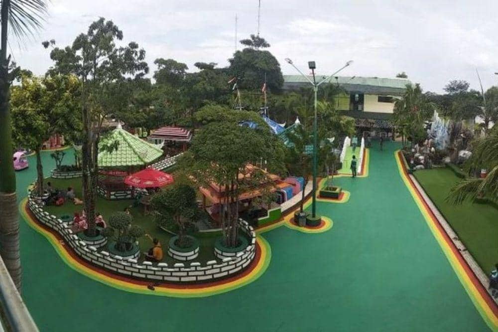 Wisata Malam Bekasi 5.jpg