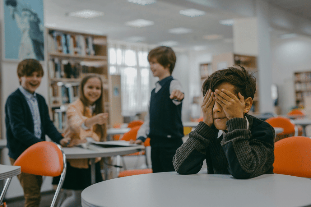 7 Cara Ajarkan Anak Paham Batasan Bercanda Sejak Dini